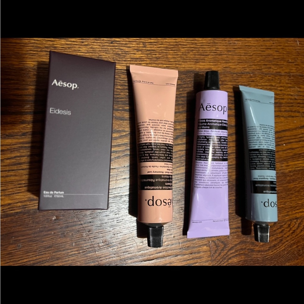 Aesop Fragrance and Handcare Bundle